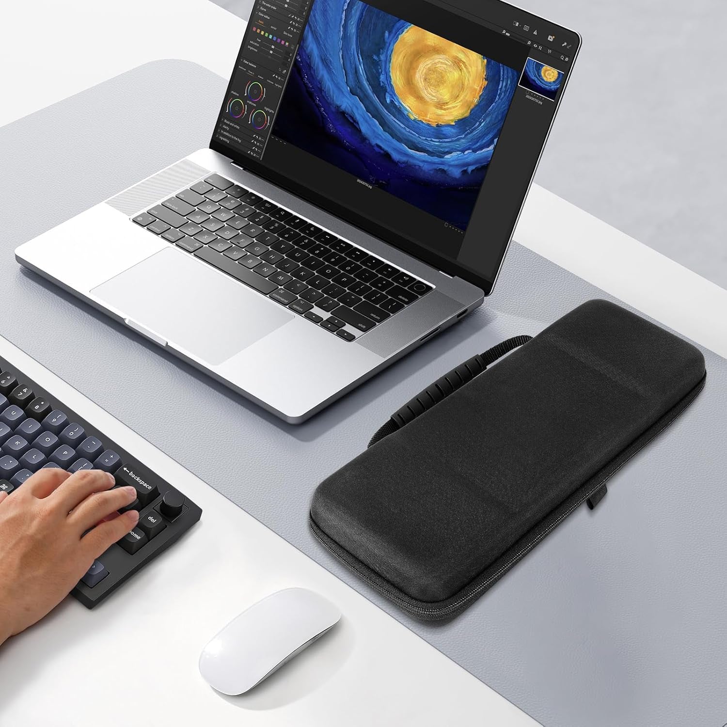 Hard Travel Case for Compact 65% Keyboard, Computer 68 Key Wireless/Wired Keyboard Carrying Storage Box Bag, Compatible with Keychron Q2 V2 Corsair K65 PRO ASUS ROG Falchion NX 65%